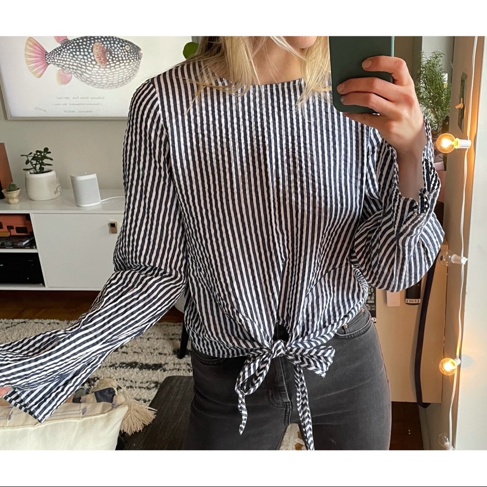 NWOT H&M Vertical stripe blouse with waist bow